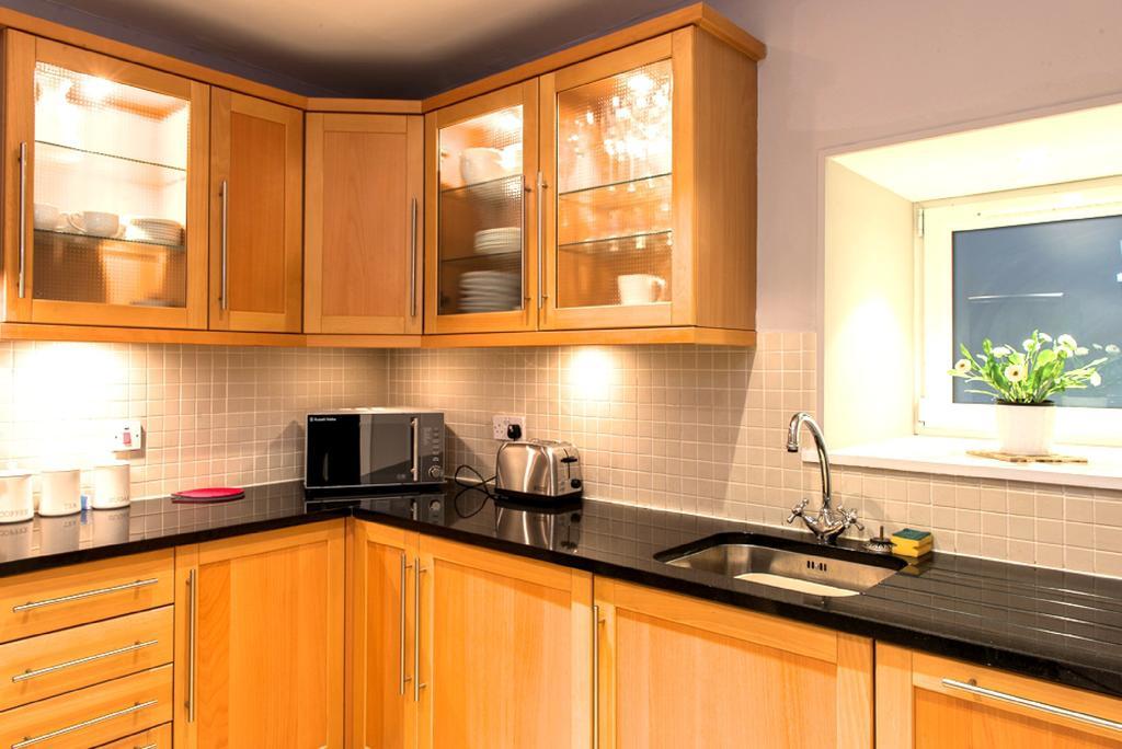 Royal Mile Mansions 14 Apartment Edinburgh Bagian luar foto