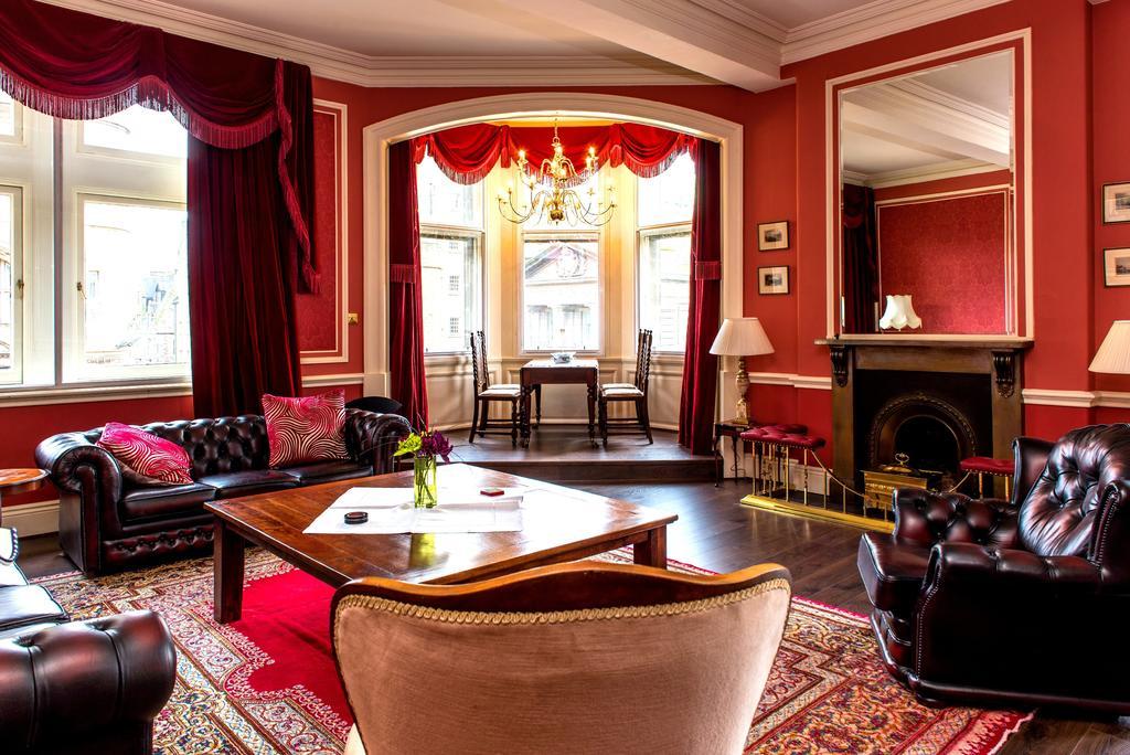 Royal Mile Mansions 14 Apartment Edinburgh Bagian luar foto